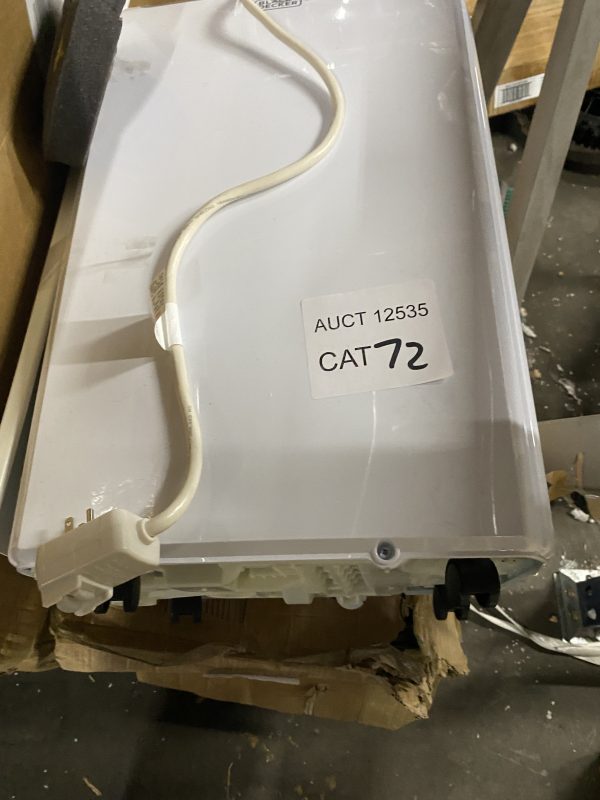 AUCT 12535 CAT 72 - Image 2