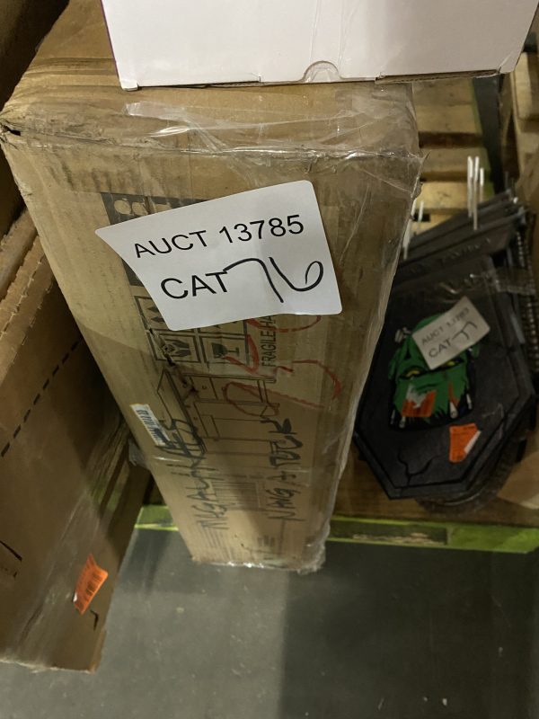 AUCT 13785 CAT 76 - Image 2