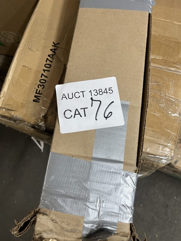 AUCT 13845 CAT 76 - Image 2