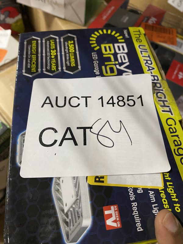 AUCT 14851 CAT 84 - Image 2