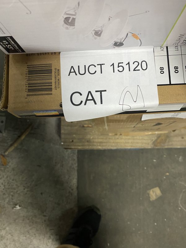 AUCT 15120 CAT 84 - Image 2