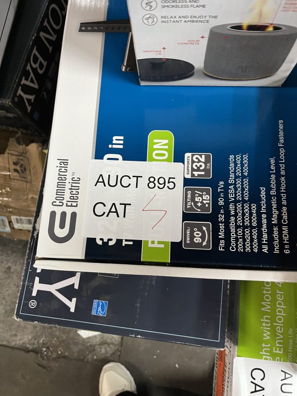 AUCT 895 CAT 5 - Image 2