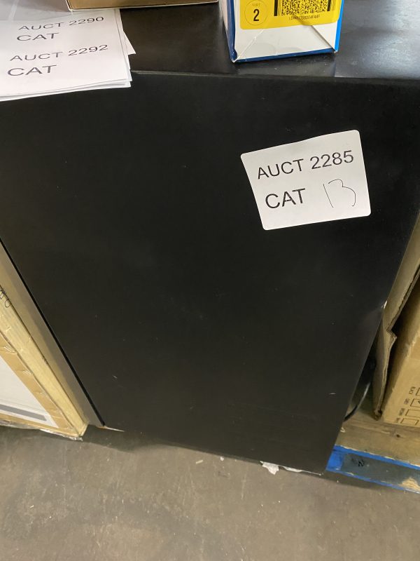 AUCT 2285 CAT 13 - Image 2